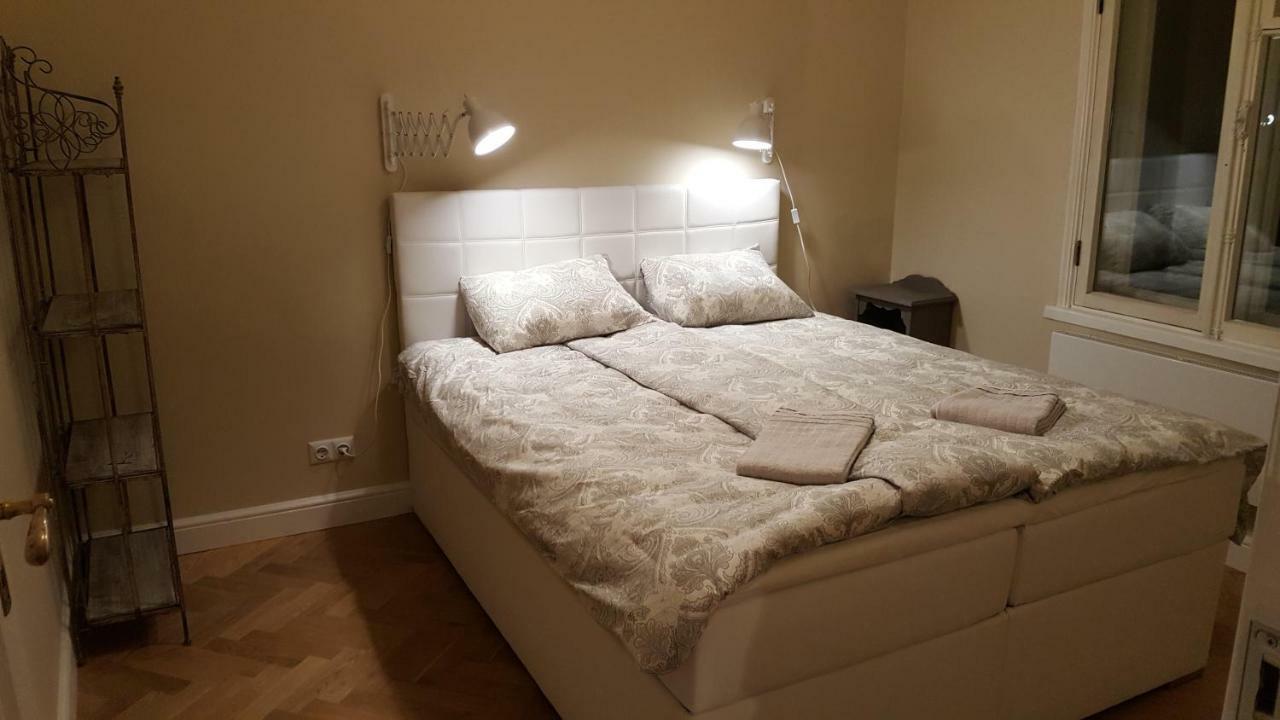Modern History Apartment Таллин Экстерьер фото